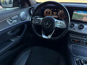 MERCEDES-BENZ MERCEDES-BENZ E 220 d AMG Front+Heck, AMG Line 4matic