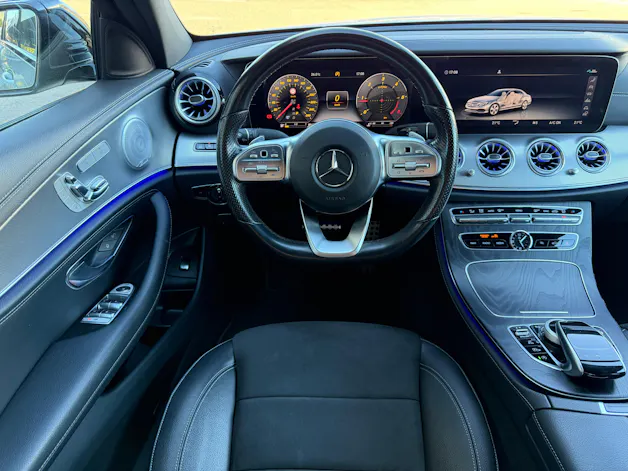 MERCEDES-BENZ E 220 d Swiss Star AMG Line 4matic