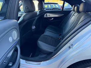 MERCEDES-BENZ E 220 d Swiss Star AMG Line 4matic