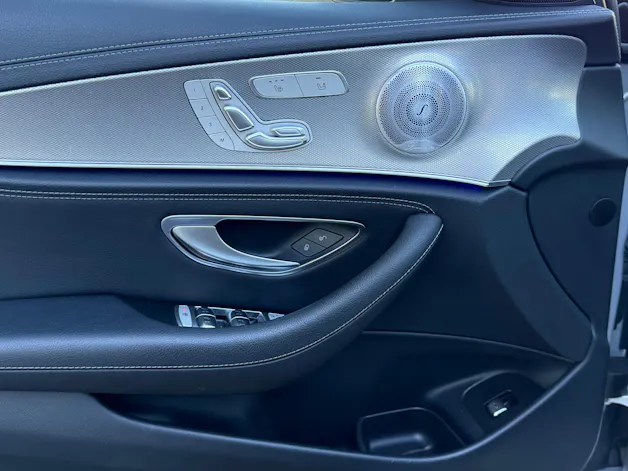 MERCEDES-BENZ E 220 d Swiss Star AMG Line 4matic