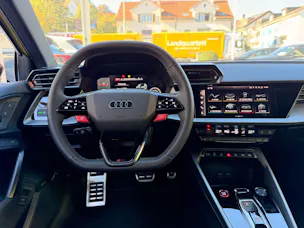 AUDI RS3 SPORTBACK 2.5 400 PS TFSI QUATTRO *** 5 JAHRE AUDI WERKSGARANTIE ***