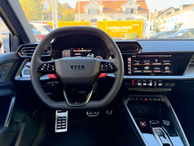 AUDI RS3 SPORTBACK 2.5 400 PS TFSI QUATTRO *** 5 JAHRE AUDI WERKSGARANTIE ***