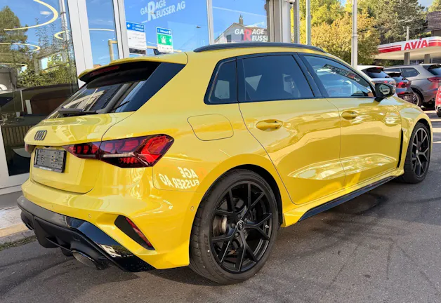 AUDI RS3 SPORTBACK 2.5 400 PS TFSI QUATTRO *** 5 JAHRE AUDI WERKSGARANTIE ***