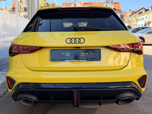 AUDI RS3 SPORTBACK 2.5 400 PS TFSI QUATTRO *** 5 JAHRE AUDI WERKSGARANTIE ***