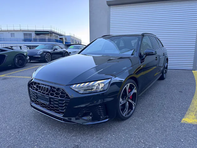 AUDI A4 Avant 45 TFSI S-tronic quattro