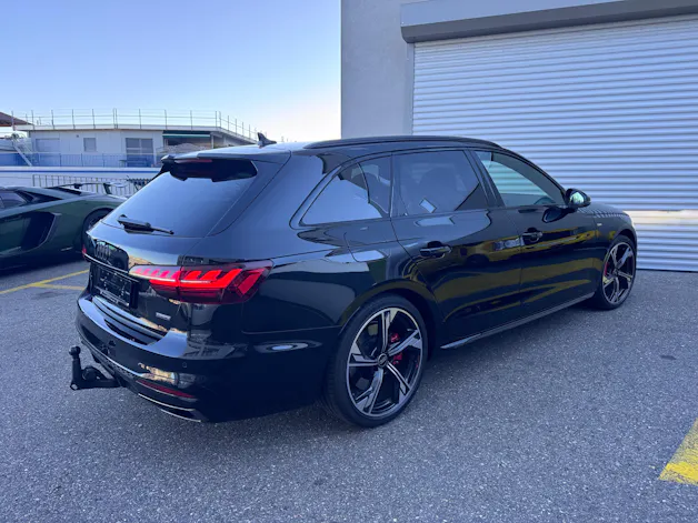 AUDI A4 Avant 45 TFSI S-tronic quattro