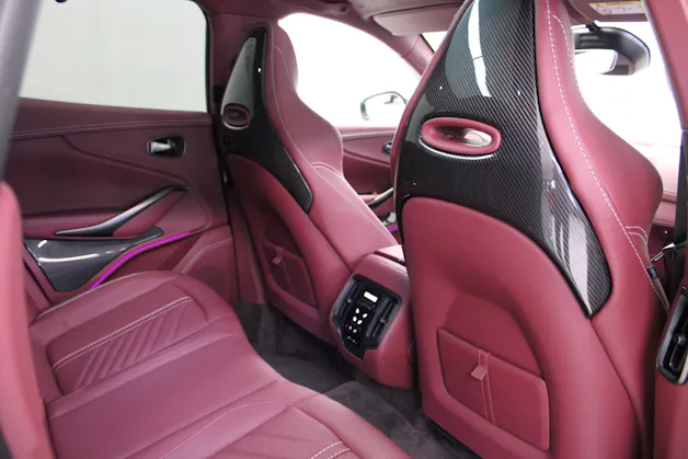 ASTON MARTIN DBX 4.0 V8 707