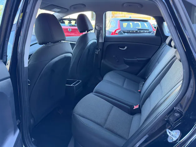 HYUNDAI i30 1.4 Pica