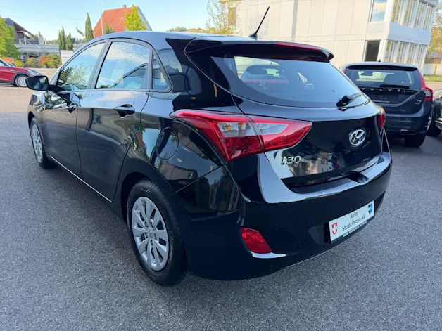 HYUNDAI i30 1.4 Pica