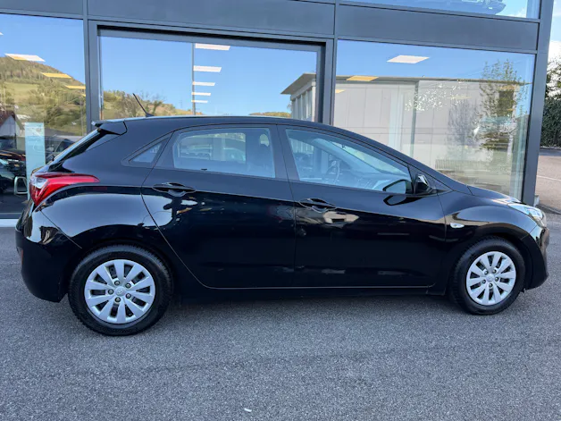 HYUNDAI i30 1.4 Pica