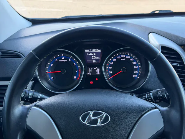 HYUNDAI i30 1.4 Pica
