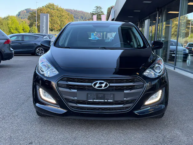 HYUNDAI i30 1.4 Pica