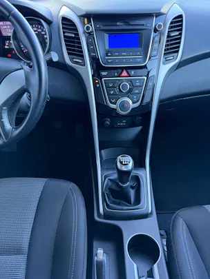 HYUNDAI i30 1.4 Pica