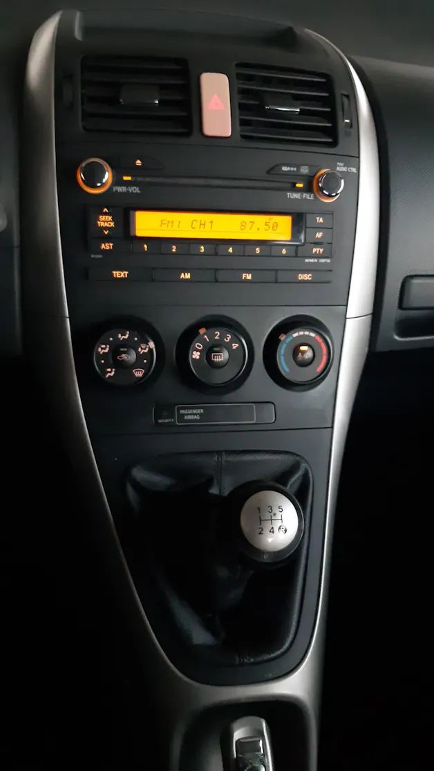 Toyota Auris 1.4 D-4D Linea Luna