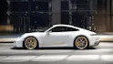 PORSCHE 911 GT3 mit Touring-Paket