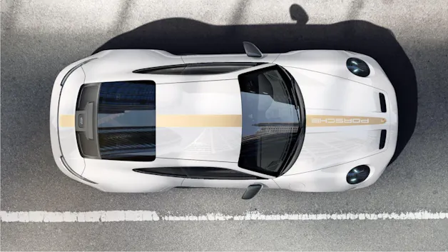 PORSCHE 911 GT3 mit Touring-Paket