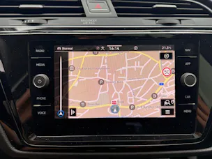 VW Touran 1.5 TSI Highline R-LINE *** TOP AUSSTATTUNG ***