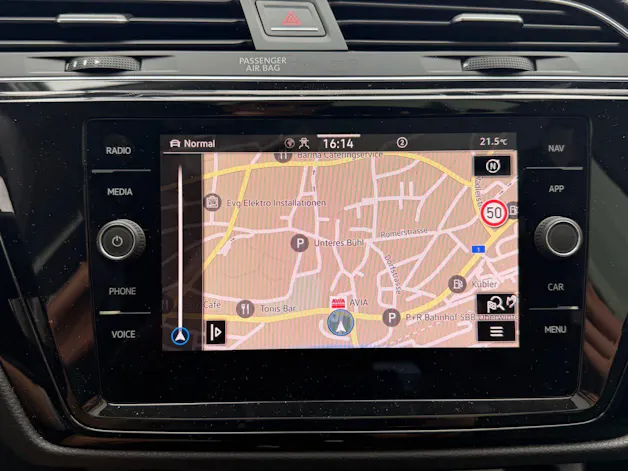 VW Touran 1.5 TSI Highline R-LINE *** TOP AUSSTATTUNG ***