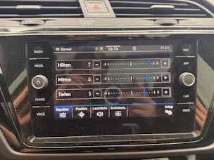 VW Touran 1.5 TSI Highline R-LINE *** TOP AUSSTATTUNG ***