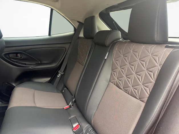Toyota Yaris Cross 1.5 VVT-i HSD Elegant AWD-i