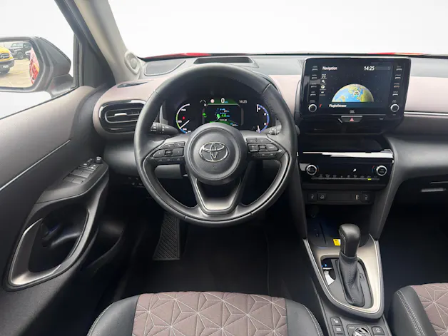 Toyota Yaris Cross 1.5 VVT-i HSD Elegant AWD-i