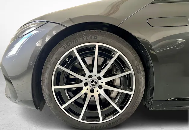 MERCEDES-BENZ EQS 580 4MATIC AMG Line