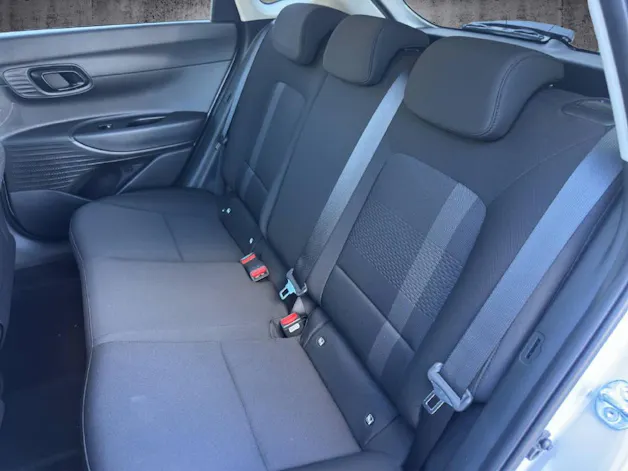 HYUNDAI i20 1.0 T-GDi Amplia