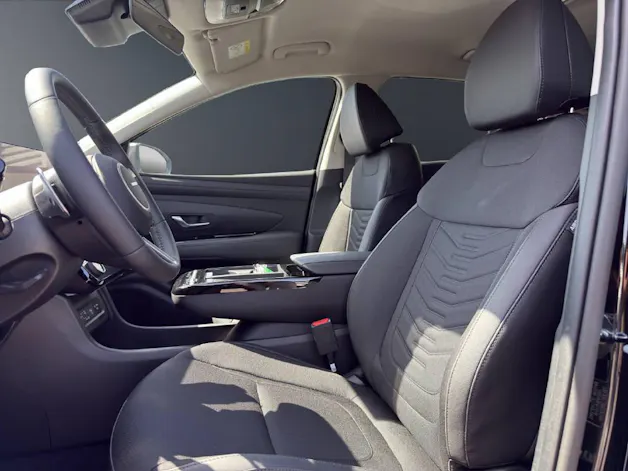 HYUNDAI Tucson 1.6 T-GDi HEV Amplia 4WD