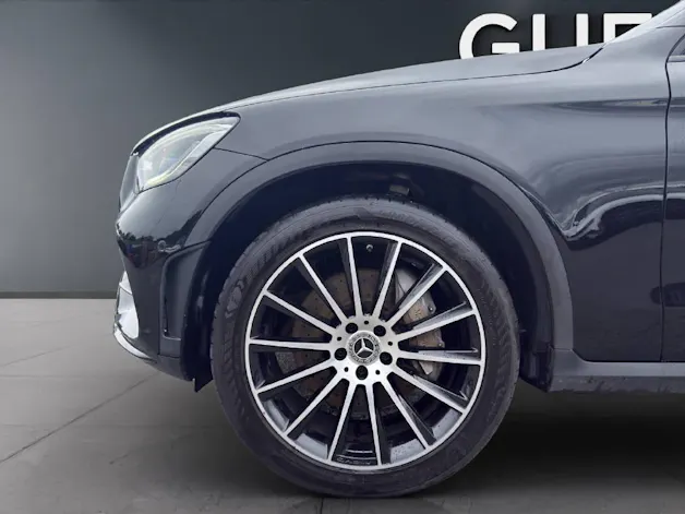 MERCEDES-BENZ GLC 300 d AMG Line 4m Coupé