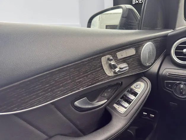 MERCEDES-BENZ GLC 300 d AMG Line 4m Coupé