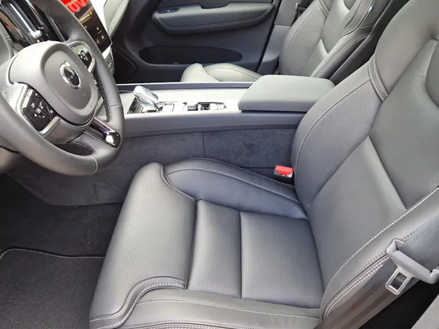 VOLVO XC60 2.0 T8 TE Black Edition eAWD
