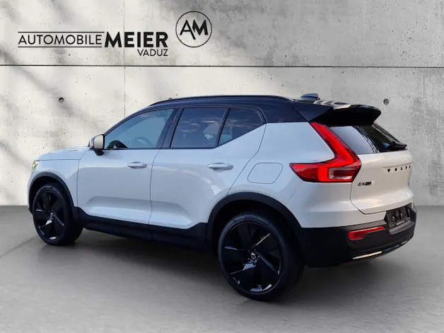 VOLVO EX40 Twin Black Edition AWD
