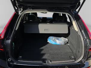 VOLVO XC60 2.0 T6 TE Plus Dark eAWD