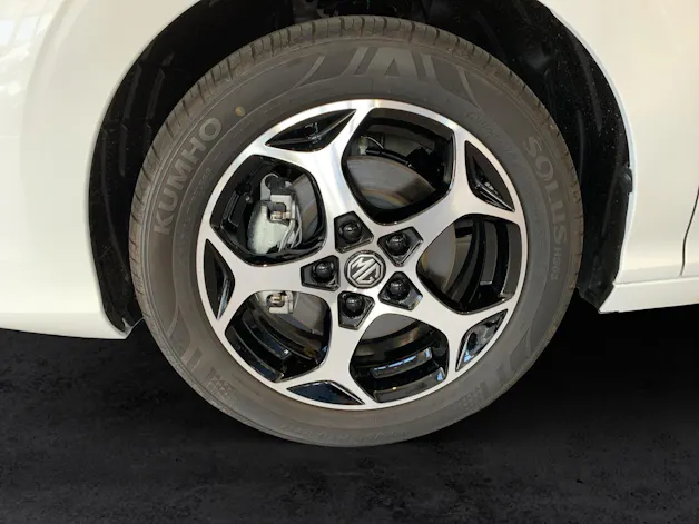 MG 3 1.5 Hybrid Luxury