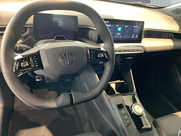 MG 3 1.5 Hybrid Luxury