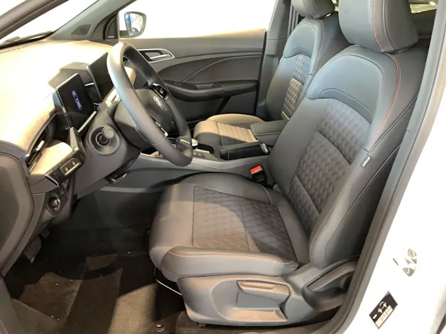 MG 3 1.5 Hybrid Luxury