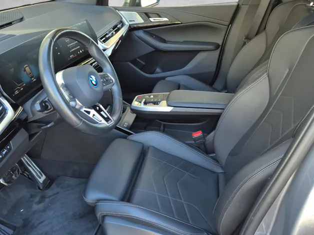 BMW 2er Reihe U06 Active Tourer 225e xDrive paddles