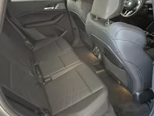 BMW 2er Reihe U06 Active Tourer 225e xDrive paddles