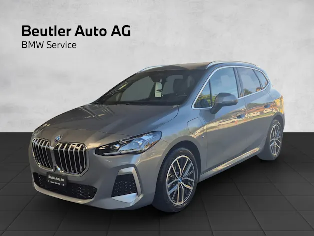 BMW 2er Reihe U06 Active Tourer 225e xDrive paddles