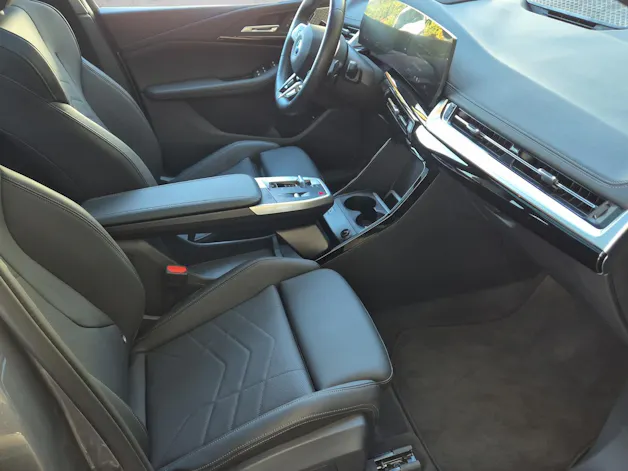 BMW 2er Reihe U06 Active Tourer 225e xDrive paddles