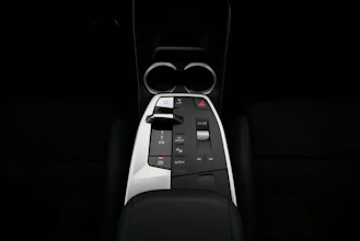 https://vehicle.imgix.net/4494202/32de08f1-12cd-461e-a157-23cccf3ab7e1.jpg