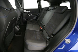 https://vehicle.imgix.net/4494202/99738475-424a-4922-ab58-9f1019b35b05.jpg