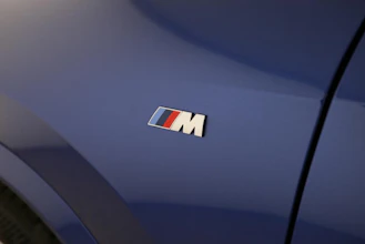 https://vehicle.imgix.net/4494202/fc780498-64ab-4180-9976-de6d4187c2a7.jpg