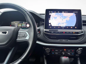 https://vehicle.imgix.net/4494248/92584b7a-6438-46ab-a465-26709affc91b.jpg