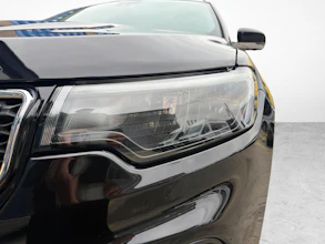 https://vehicle.imgix.net/4494248/aa991a67-46f5-49cd-9892-b2cc21b64e58.jpg