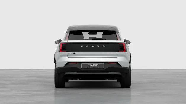 VOLVO EX30 CC P8 Ultra AWD