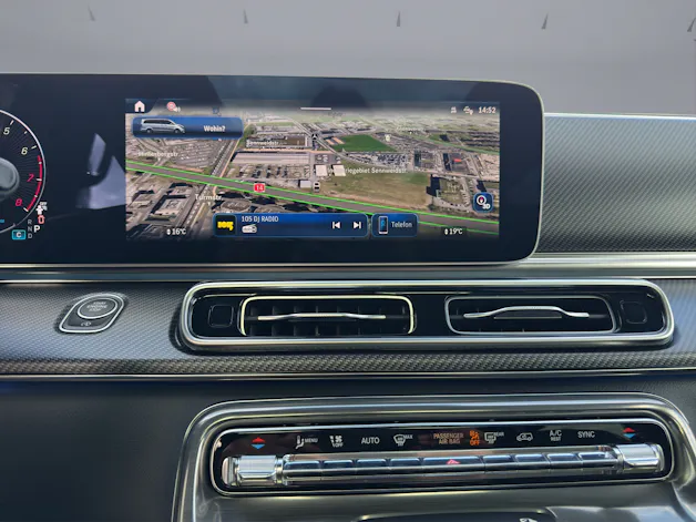 MERCEDES-BENZ V 300 Exclusive AMG Line L - Benzinmotor