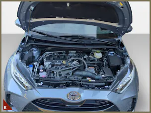 Toyota Yaris 1.5 VVT-i HSD Trend