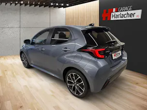 Toyota Yaris 1.5 VVT-i HSD Trend