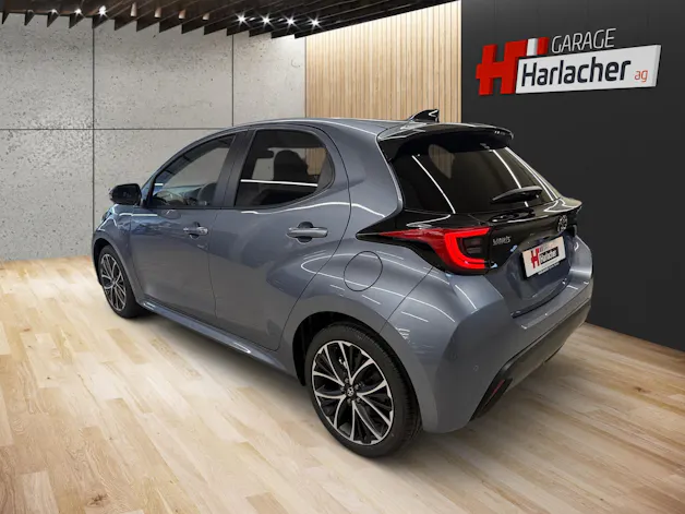 Toyota Yaris 1.5 VVT-i HSD Trend